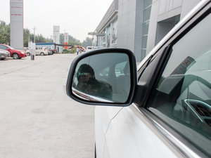 2012Ɏ 2.0L ԄӺA\ (ji)^