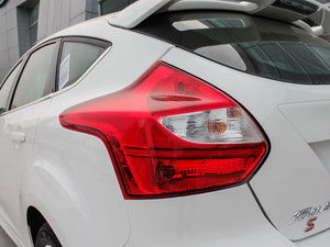 2012Ɏ 2.0L ԄӺA\ (ji)^