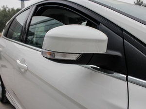 2012Ɏ 2.0L ԄӺA\ ^