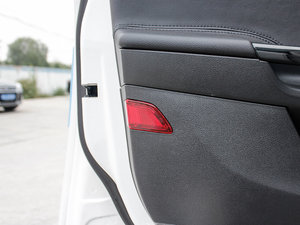 2012Ɏ 2.0L ԄӺA\ g