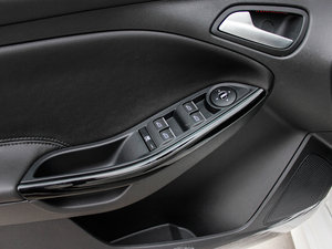 2012Ɏ 2.0L ԄӺA\ g