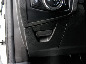 2012Ɏ 2.0L ԄӺA\ g