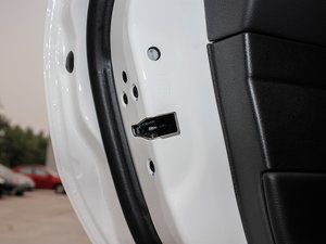 2012Ɏ 2.0L ԄӺA\ g