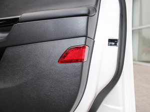 2012Ɏ 2.0L ԄӺA\ g