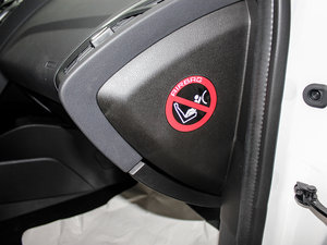 2012Ɏ 2.0L ԄӺA\ g