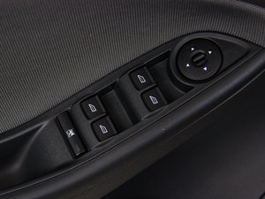 2012Ɏ 1.6L քL п؅^