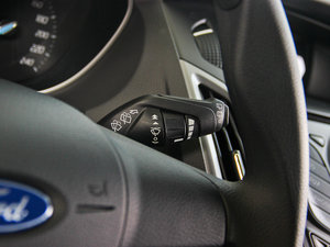 2012Ɏ 1.6L քL п؅^