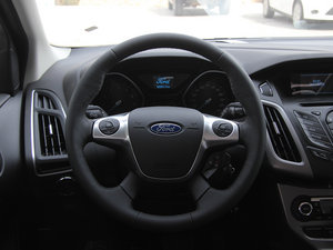 2012Ɏ 1.6L Ԅ(dng)L(fng) P(pn)