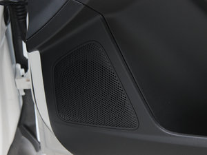 2012Ɏ 1.6L ԄL п؅^