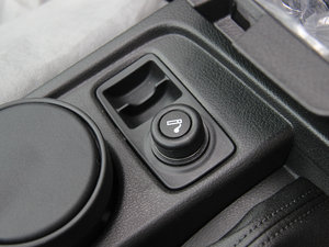 2012Ɏ 1.6L ԄL п؅^