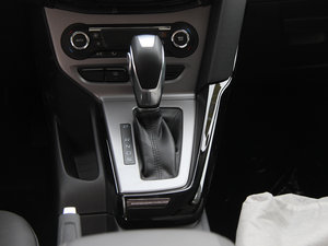 2012Ɏ 1.6L ԄL п؅^