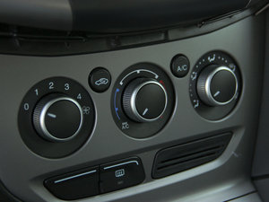 2012Ɏ 1.6L Ԅm п؅^