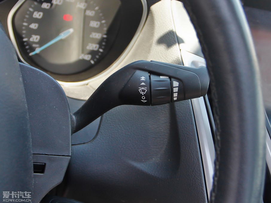 2012˹  1.6L ԄL