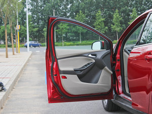 2012 1.6L ԄF {λ܇T