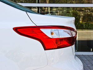 2012 1.6L ք(dng)L(fng) (x)(ji)^