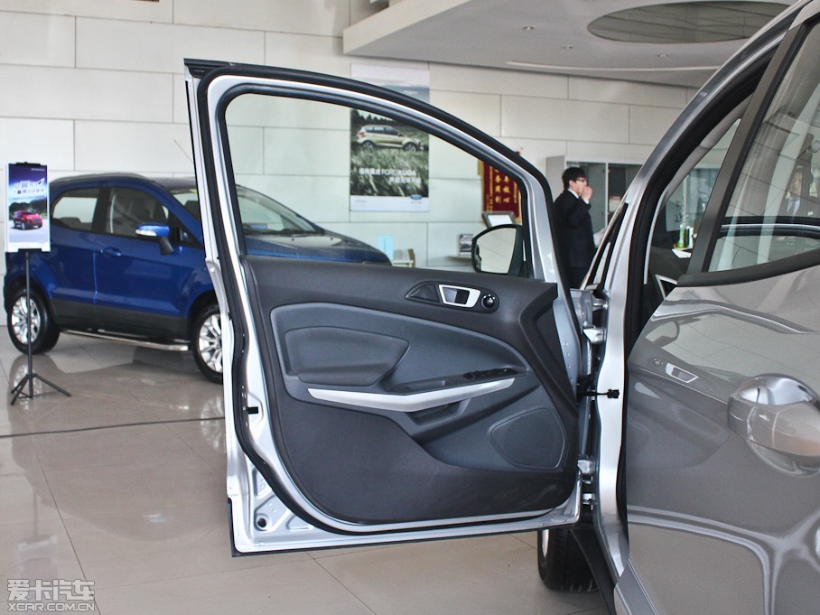 2013������ 1.5L �Ԅ��L����