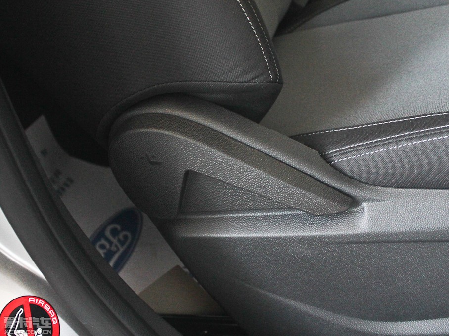 2013������ 1.5L �Ԅ��L����