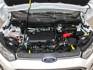 2013款1.5L 自动尊贵型 发动机