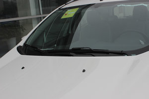 2013款1.0L GTDi 手动尊贵型 雨刷