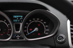 20131.0L GTDi քF п؅^(q)