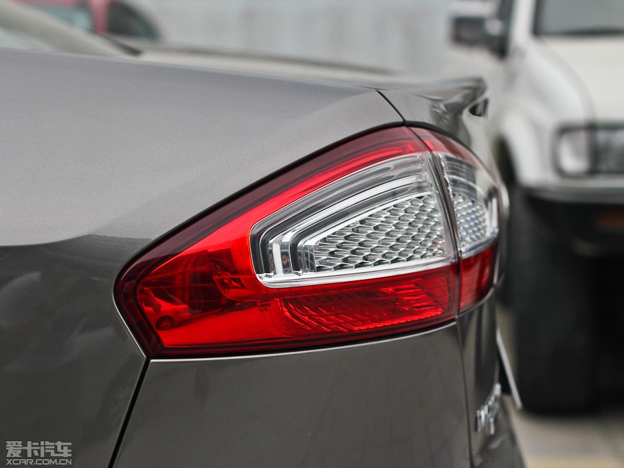 2012���� GTDi 240 ��Ş�\�Ӱ� 