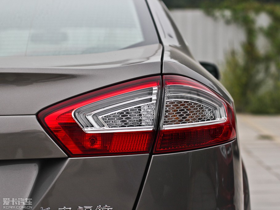 2012���� GTDi 240 ��Ş�\�Ӱ� 