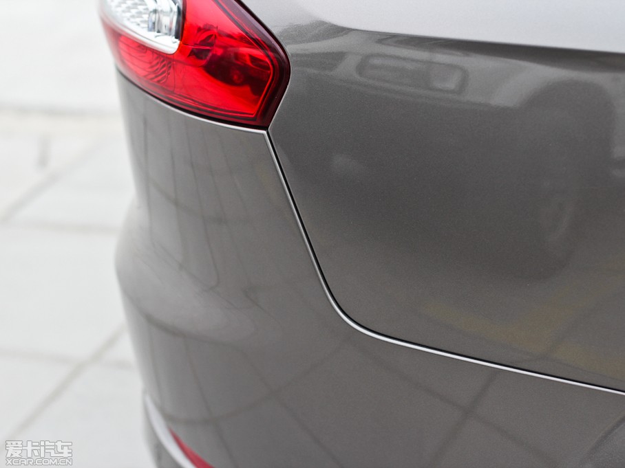 2012���� GTDi 240 ��Ş�\�Ӱ� 