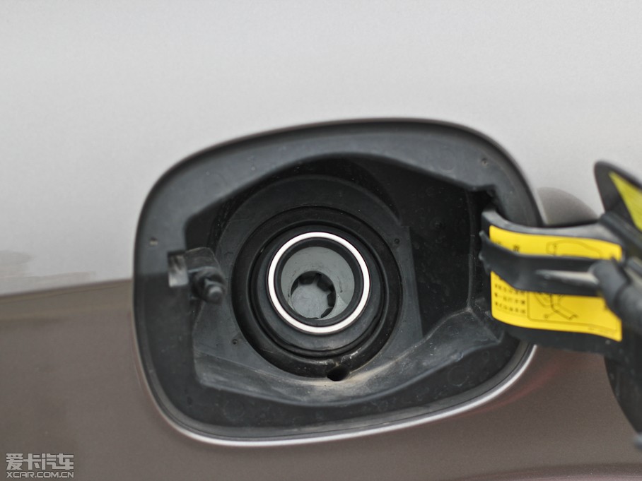 2012���� GTDi 240 ��Ş�\�Ӱ� 