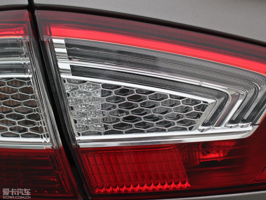 2012���� GTDi 240 ��Ş�\�Ӱ� 