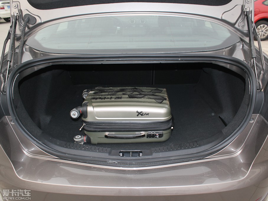 2012���� GTDi 240 ��Ş�\�Ӱ� 