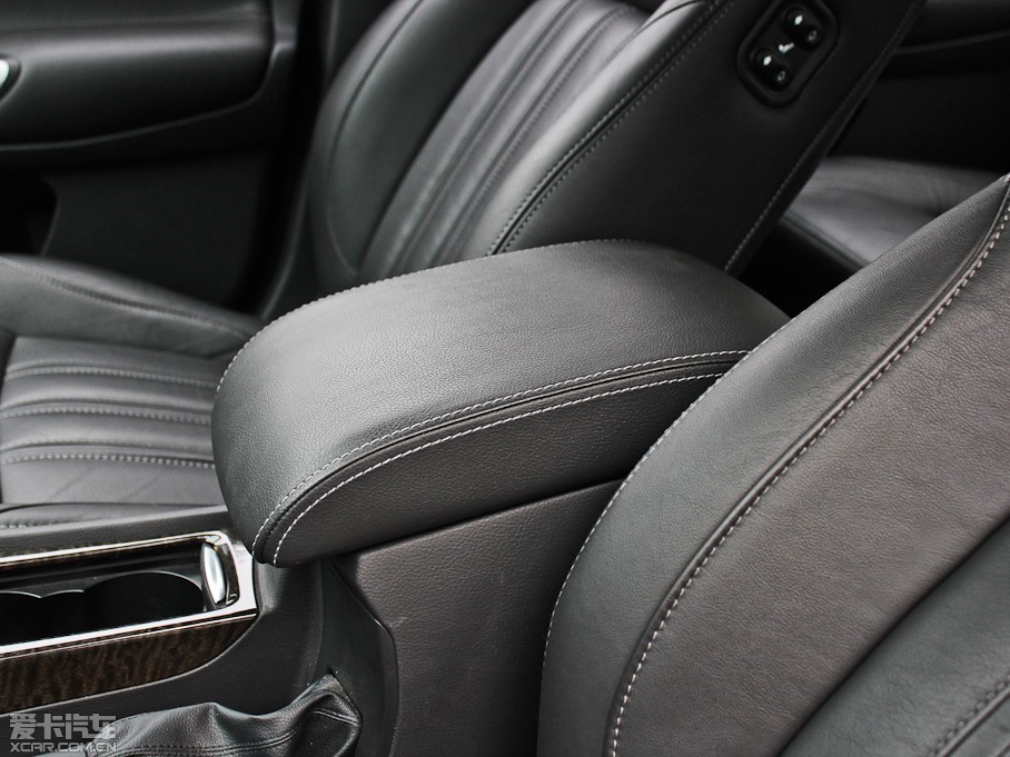 2012���� GTDi 240 ��Ş�\�Ӱ� 