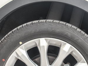 2013款2.0GTDi 四驱尊贵版 轮胎品牌