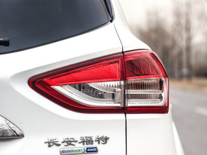 2013款2.0GTDi 四驱尊贵版 尾灯