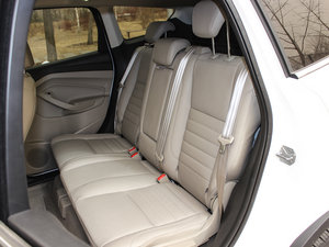 2013款2.0GTDi 四驱尊贵版 后排座椅