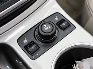 20132.0GTDi (q)F п؅^(q)