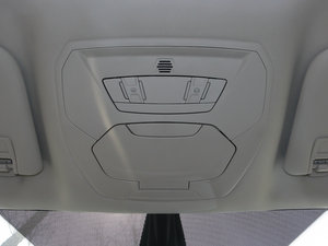 2013款1.6GTDi 四驱精英版 空间座椅