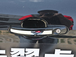2013款2.0GTDi 四驱精英版 主驾门拉手