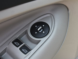 20132.0GTDi 򌾫Ӣ g