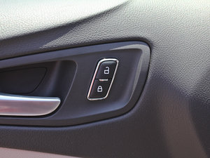 20132.0GTDi (q)Ӣ п؅^(q)