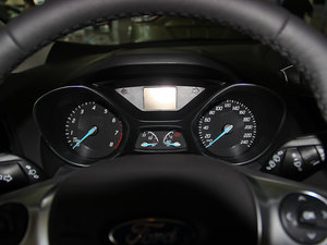 2013款1.6GTDi 两驱舒适版 中控区