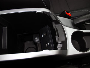 20131.6GTDi (q)L(fng)а g