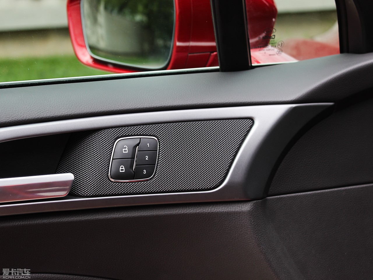 2013ɵϚW 2.0T GTDi240 A\