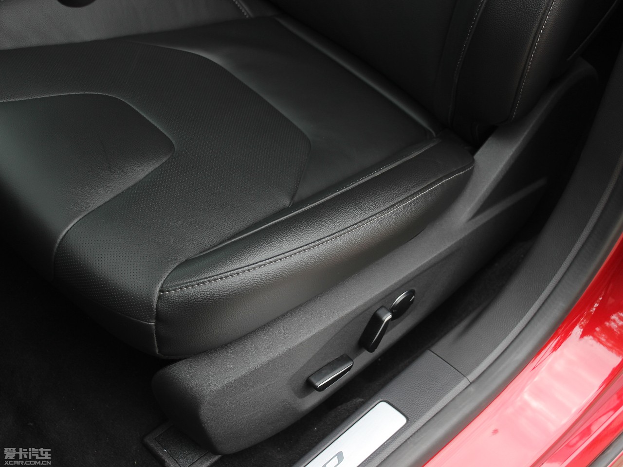 2013ɵϚW 2.0T GTDi240 A\