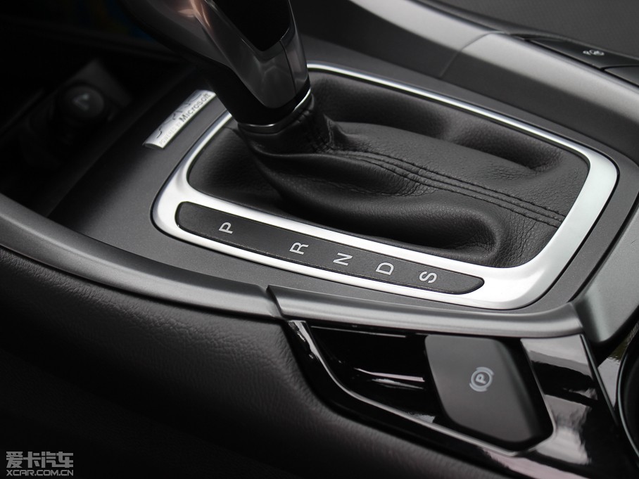 2013ɵϚW 2.0T GTDi240 A\