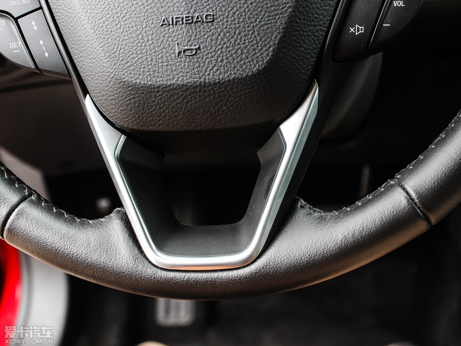 2013ɵϚW 2.0T GTDi240 A\