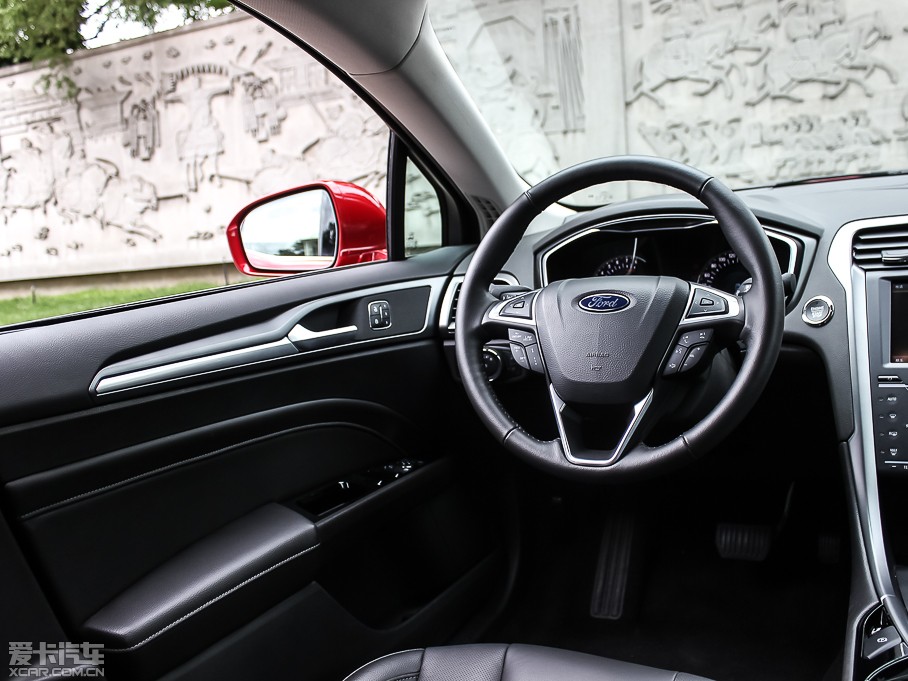 2013ɵϚW 2.0T GTDi240 A\