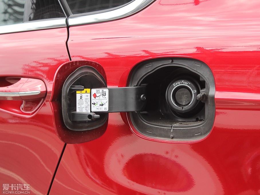 2013ɵϚW 2.0T GTDi240 A\