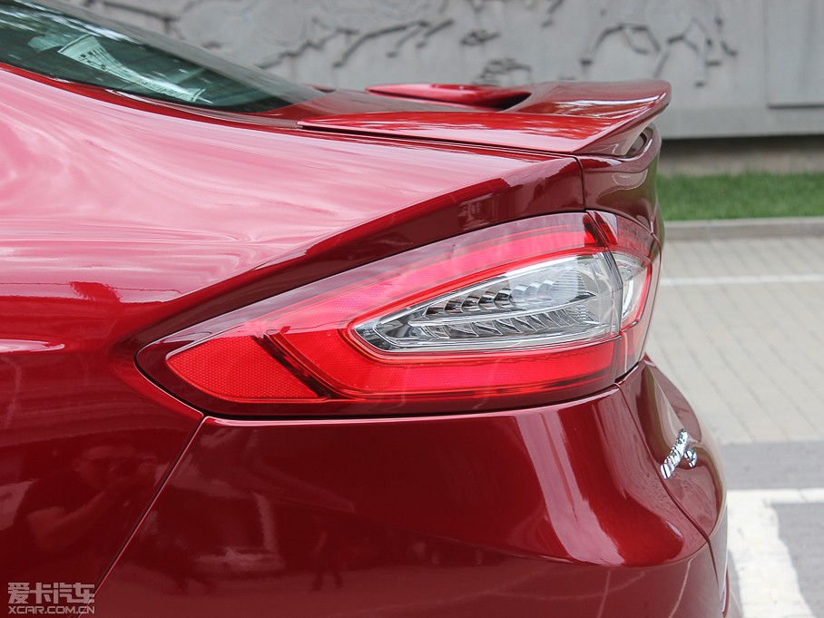 2013ɵϚW 2.0T GTDi240 A\