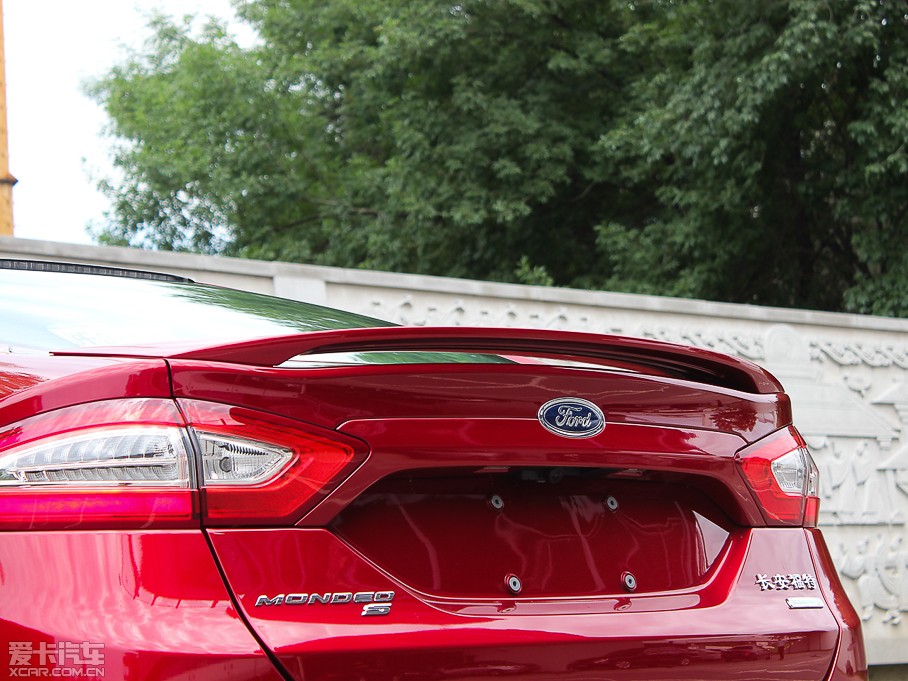 2013ɵϚW 2.0T GTDi240 A\