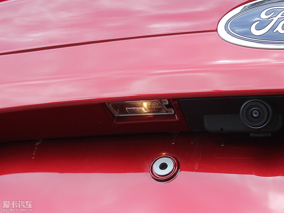 2013ɵϚW 2.0T GTDi240 A\